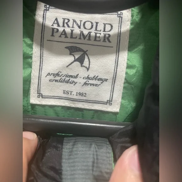 Arnold Palmer wind cheater jacket. Used once. Size medium - Picture 10 of 11